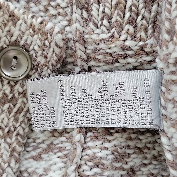 Cardigan - Picture 5 of 6